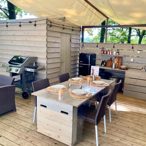 Ｈａｇａ　Ｆａｒｍ　＆　Ｇｌａｍｐｉｎｇ